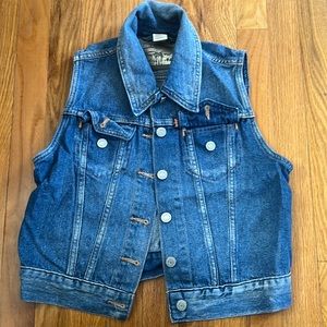 Levi’s jeans vest